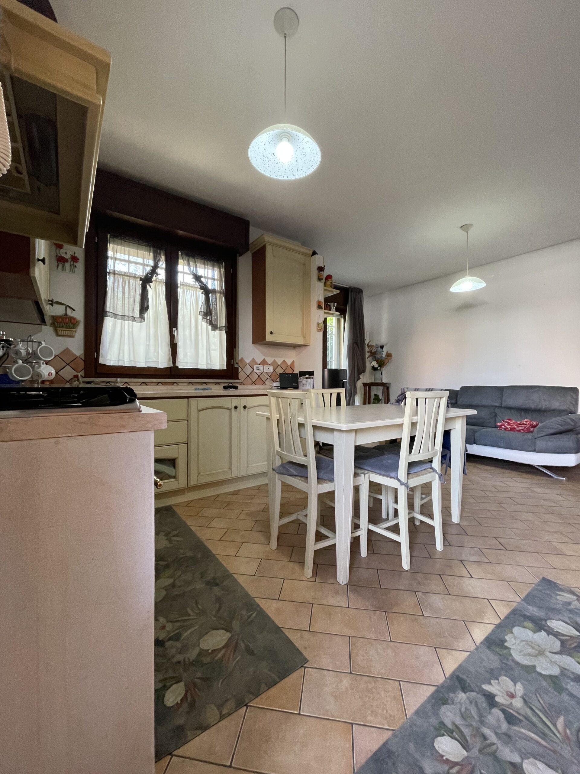 Appartamento piano terra Fermignano con 150 mq di giardino e garage - Rif.A178 - immagine 4