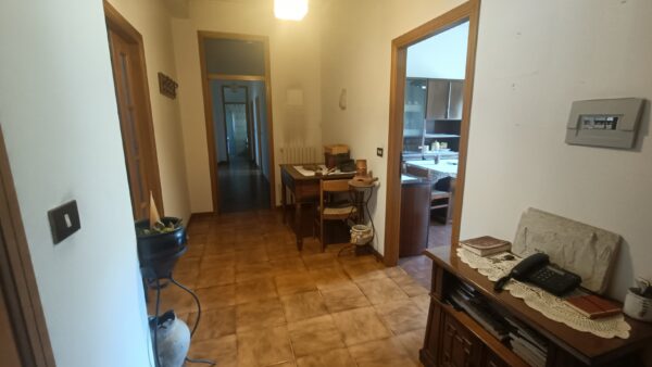 Appartamento di 160mq con ampio giardino - Rif. A134 - immagine 4