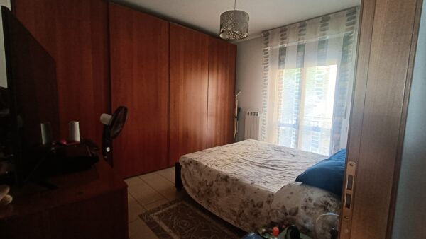 Appartamento arredato con scoperto esclusivo e garage - Rif. A176 - immagine 11