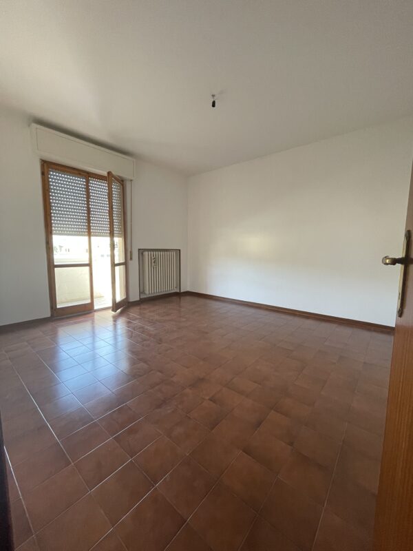 Appartamento ampio e luminoso con garage - Rif. A177 - immagine 4