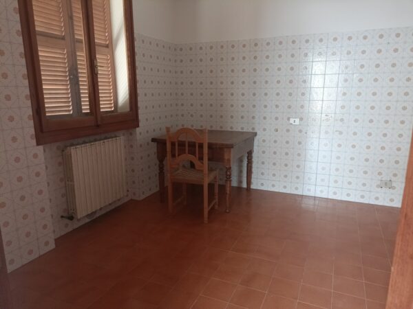 Villa indipendente su due piani con grande giardino - Rif. A152 - immagine 24