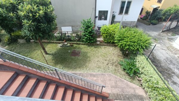 Villa indipendente su due piani con grande giardino - Rif. A152 - immagine 9