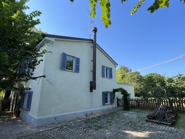 Casale arredato con giardino - Rif. CR324 - immagine 11