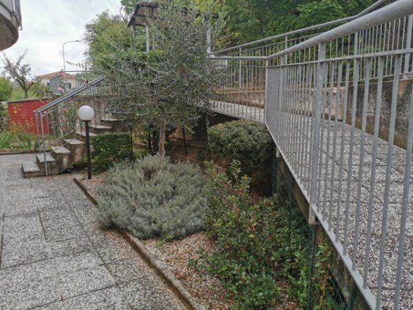 Appartamento piano terra con giardino zona Conad Superstore - Rif A137 - immagine 14