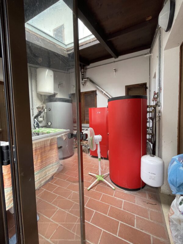 Casale con terreno, dependance, fienile nelle Marche - Rif. CR355 - immagine 11