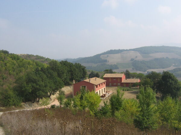Villetta bifamiliare (porzione allo stato grezzo) con giardino   - Rif. A111