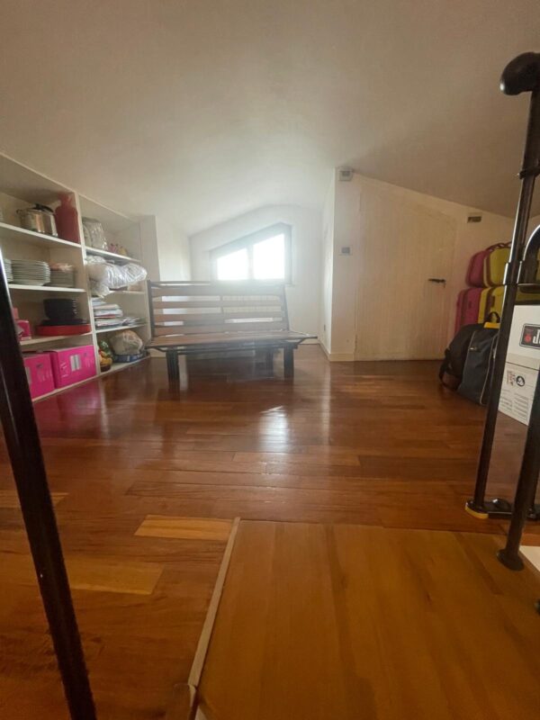 Appartamento con mansarda e garage -Rif. A113 - immagine 16