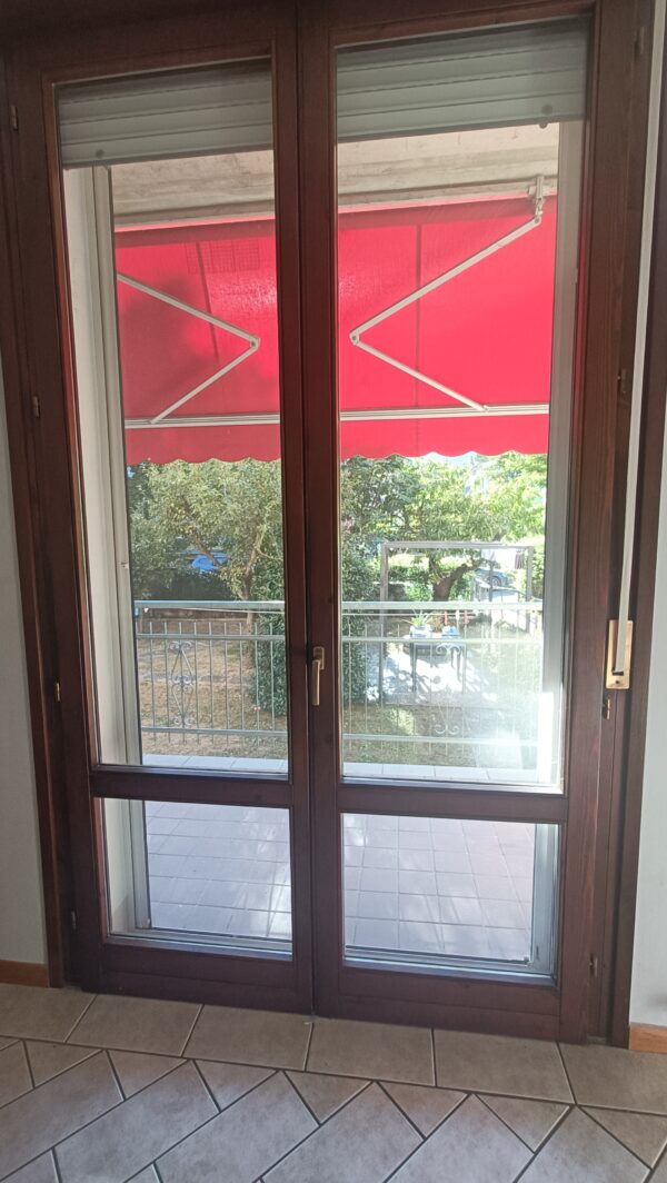 Appartamento piano terra con ampio giardino e garage  -Rif. A143 - immagine 9