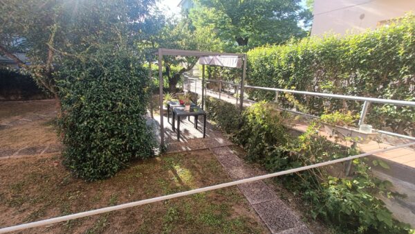 Appartamento piano terra con ampio giardino e garage  -Rif. A143 - immagine 22