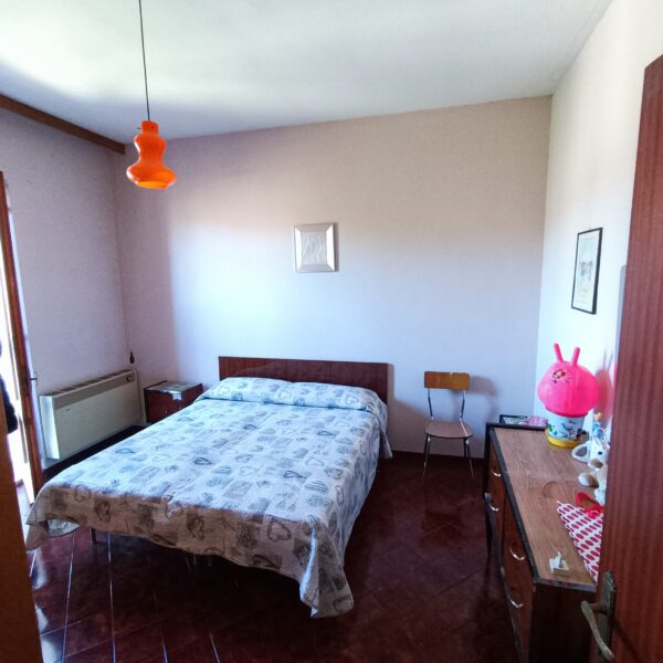 Casa in vendita in villetta bifamiliare con scoperto e garage a Urbania -Rif. A123 - immagine 15