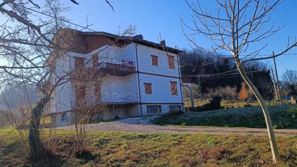Casa in vendita in villetta bifamiliare con scoperto e garage a Urbania -Rif. A123 - immagine 3