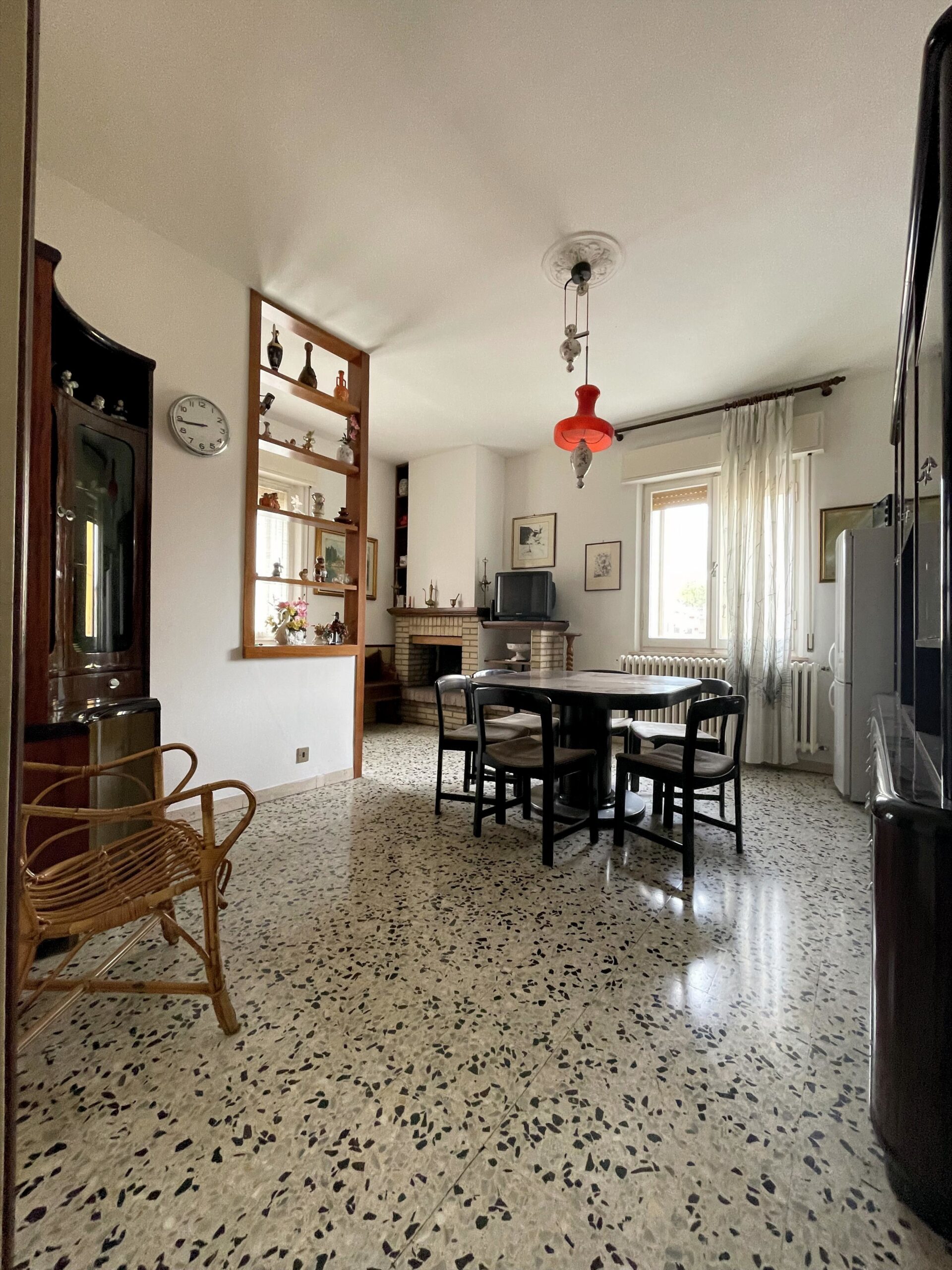 Appartamento con garage a Fermignano in zona molto comoda -Rif. A004 - immagine 2