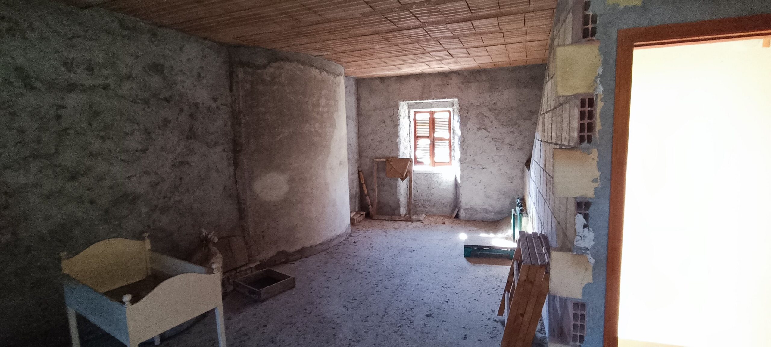 Casale in pietra del 1600 con piccola cappella a Fossombrone - Rif. CDR235 - immagine 25