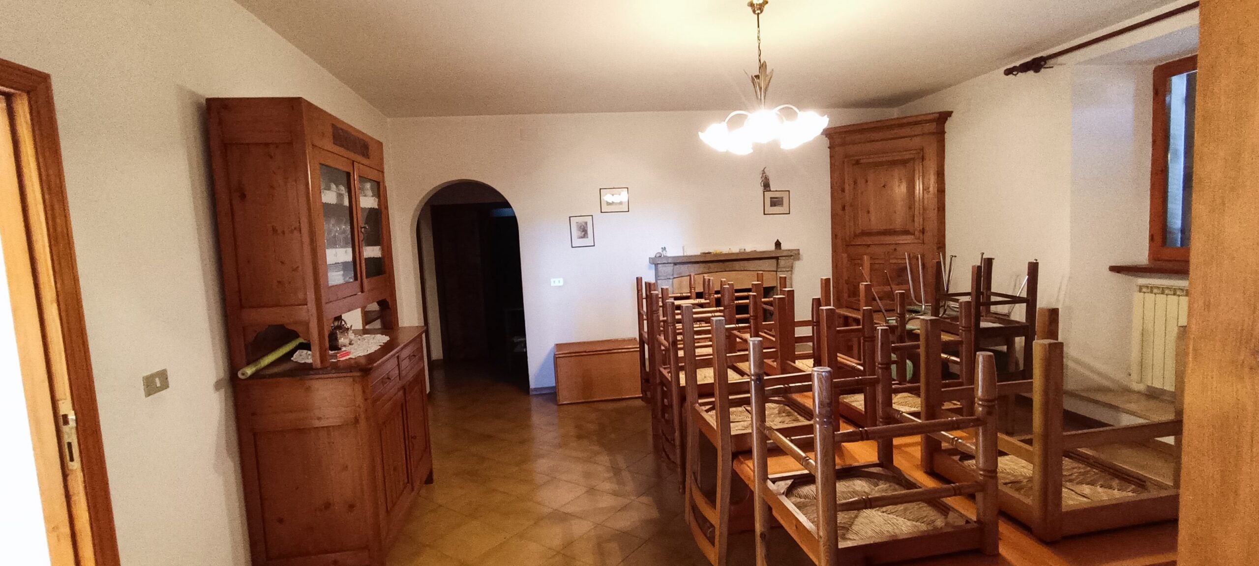 Casale in pietra del 1600 con piccola cappella a Fossombrone - Rif. CDR235 - immagine 11