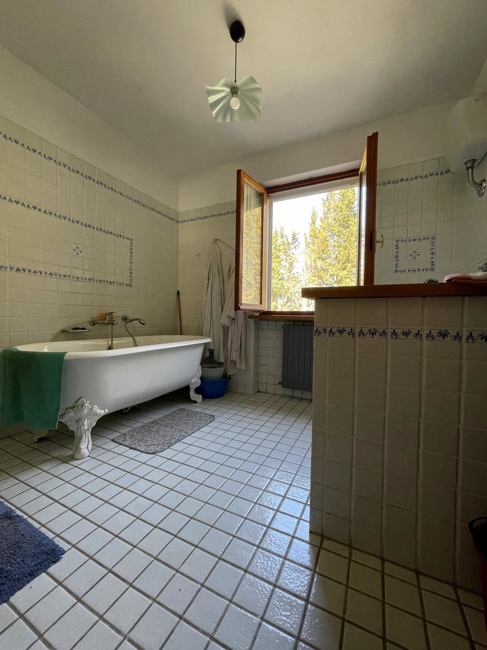 Villa indipendente a Fossombrone con 35.000 mq di bosco e uliveti - Rif.A102 - immagine 33