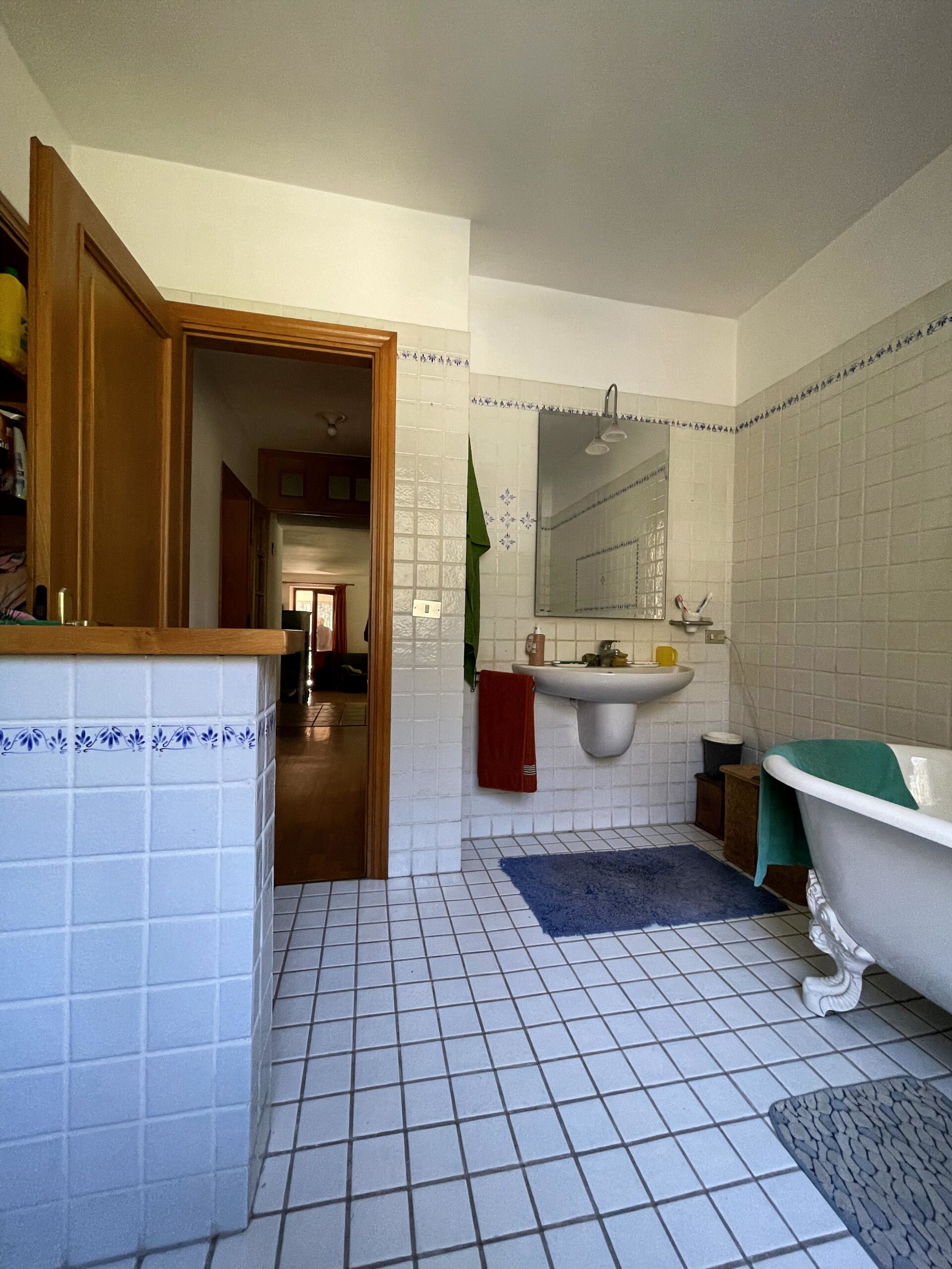 Villa indipendente a Fossombrone con 35.000 mq di bosco e uliveti - Rif.A102 - immagine 34