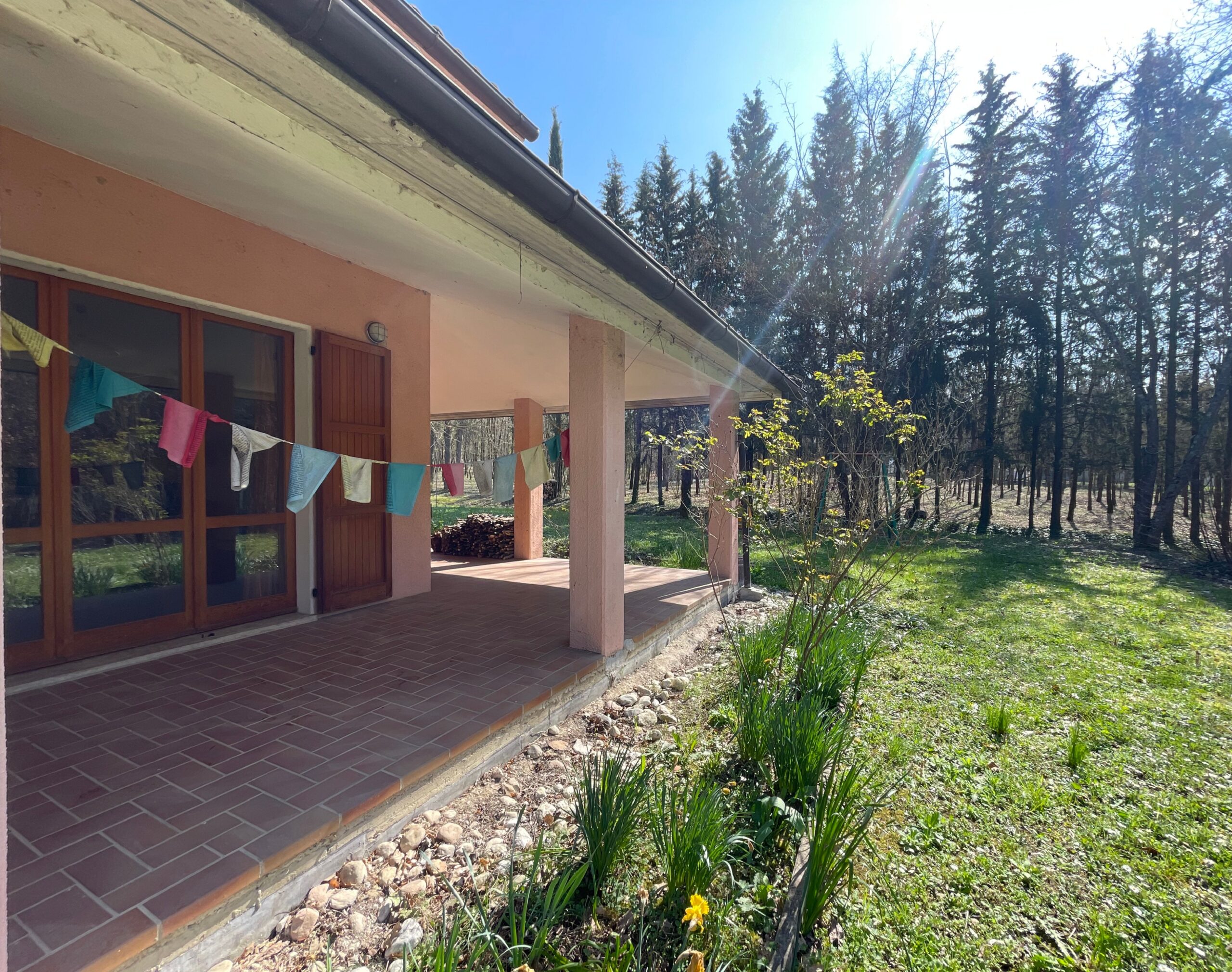 Villa indipendente a Fossombrone con 35.000 mq di bosco e uliveti - Rif.A102 - immagine 3