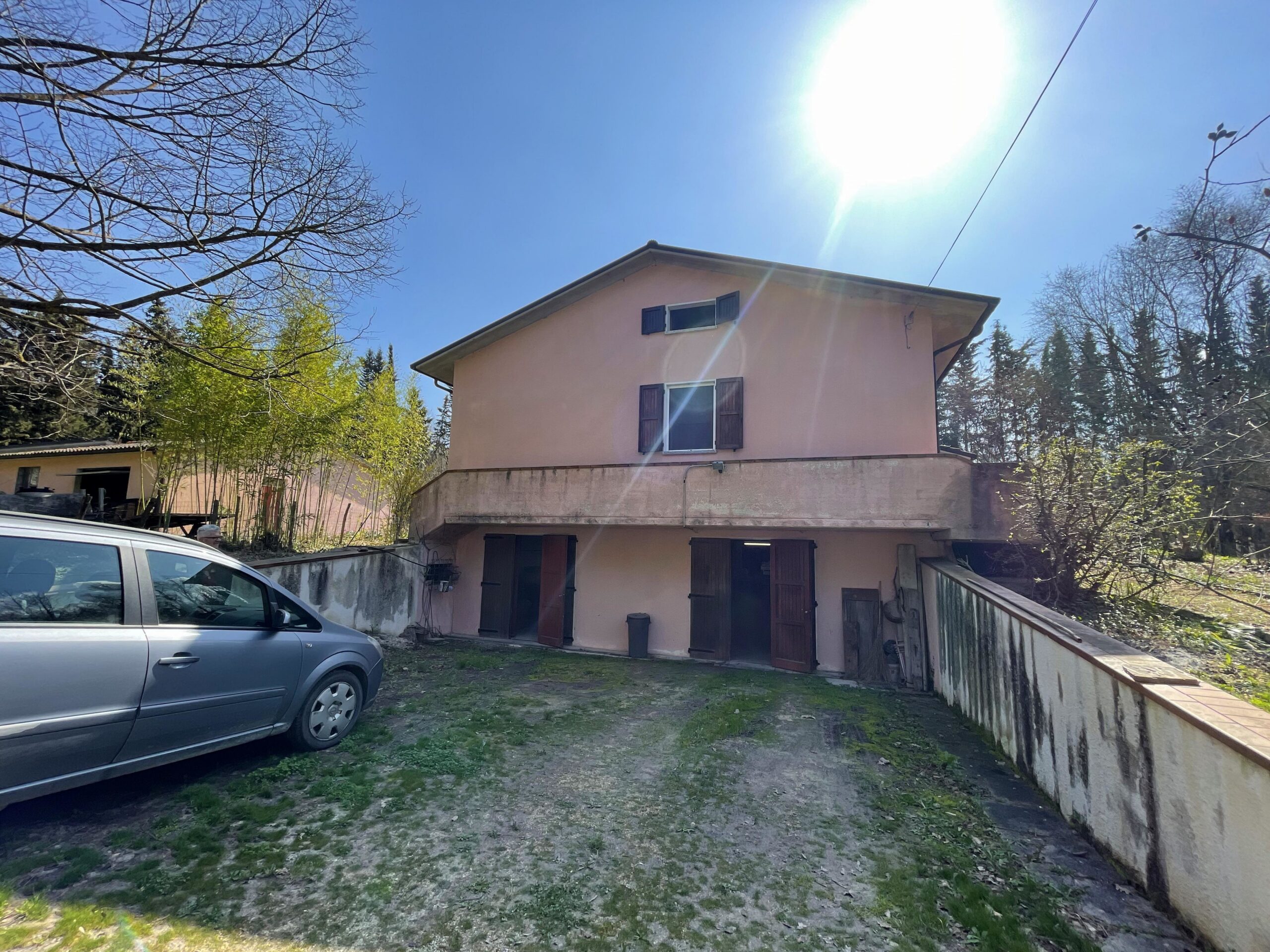 Villa indipendente a Fossombrone con 35.000 mq di bosco e uliveti - Rif.A102 - immagine 44