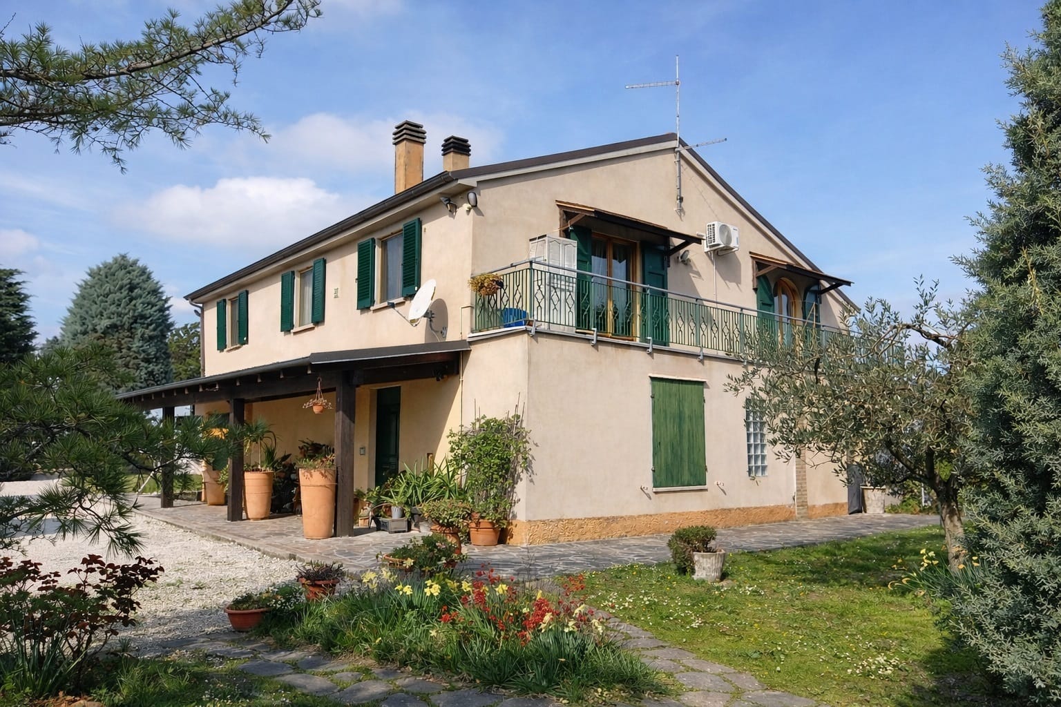 Casa indipendente con Vista Mare a Pesaro: Ampio Parco di 9700 mq. tra Mare e Colline - Rif. V414