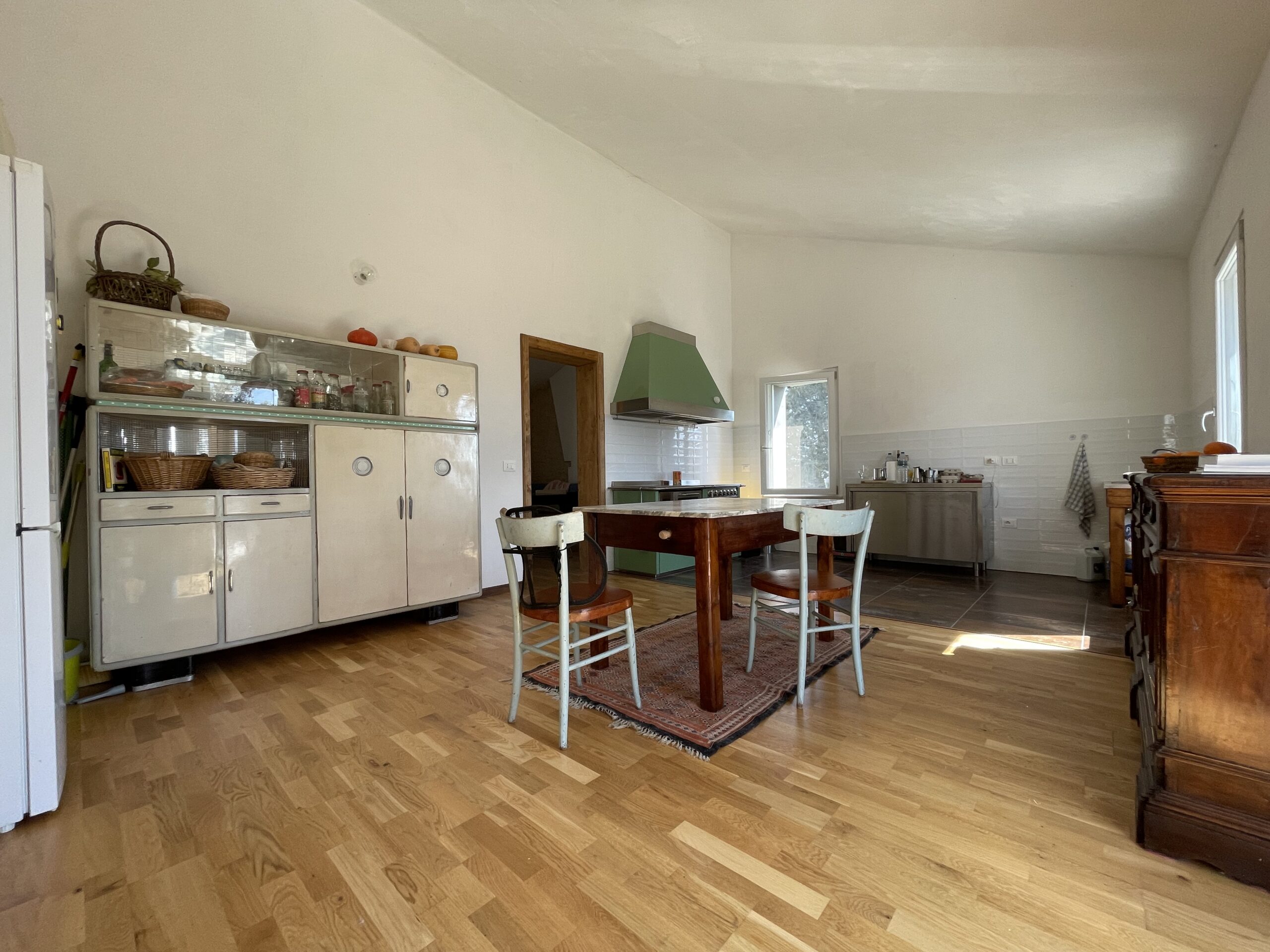 Casale Ristrutturato A4 con 9 ettari di terreno a Vallefoglia - Rif. CR373 - immagine 13