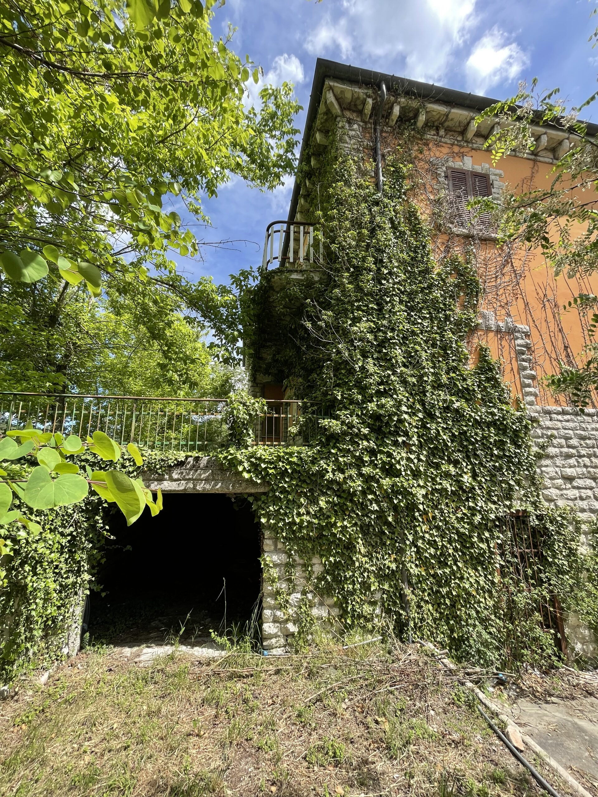 Palazzina da Ristrutturare con Parco Privato ad Acqualagna – Rif. V405 - immagine 8