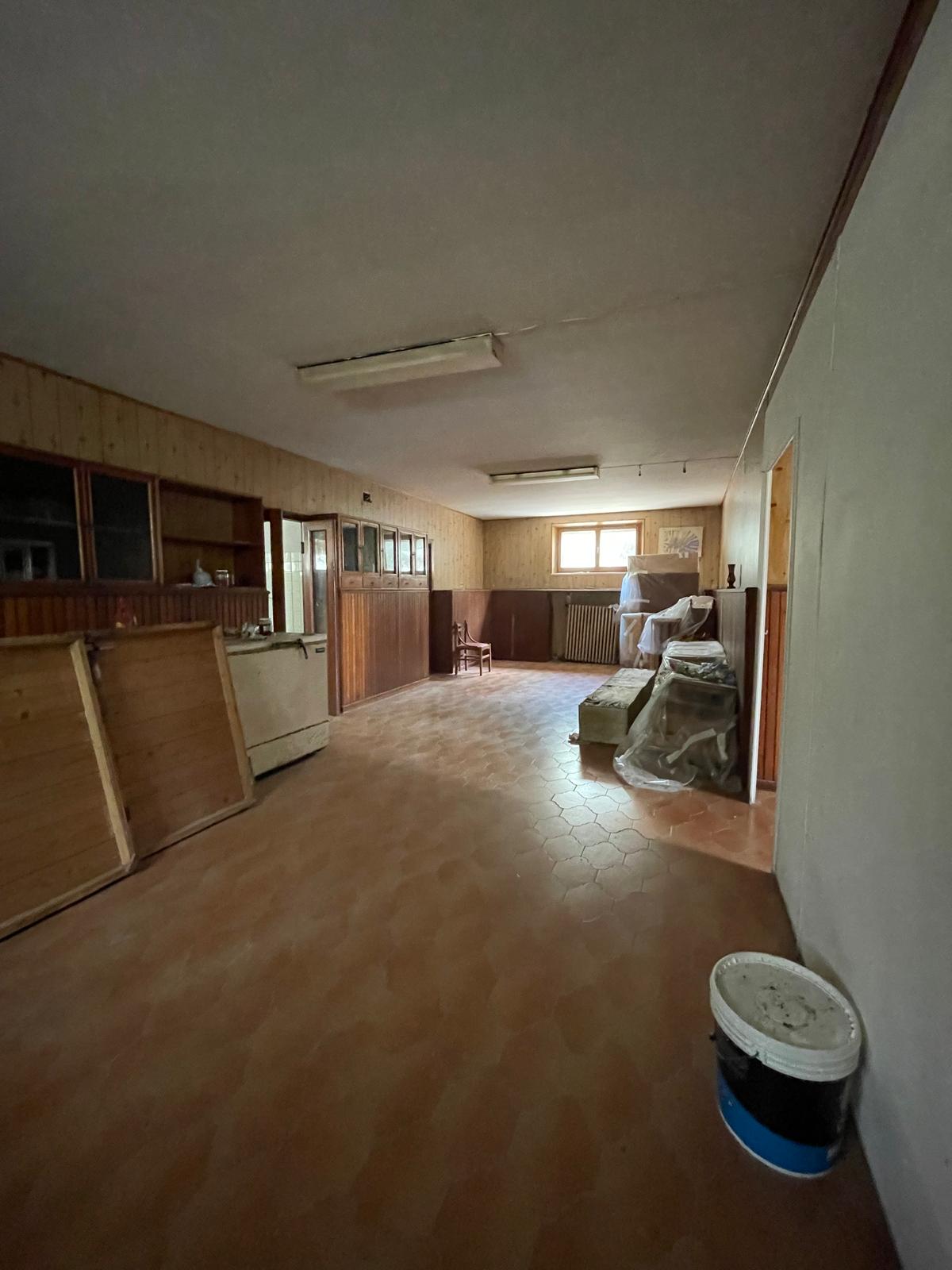 Casa Indipendente a Fermignano con 3 Appartamenti e Scoperto - Rif. V489 - immagine 30