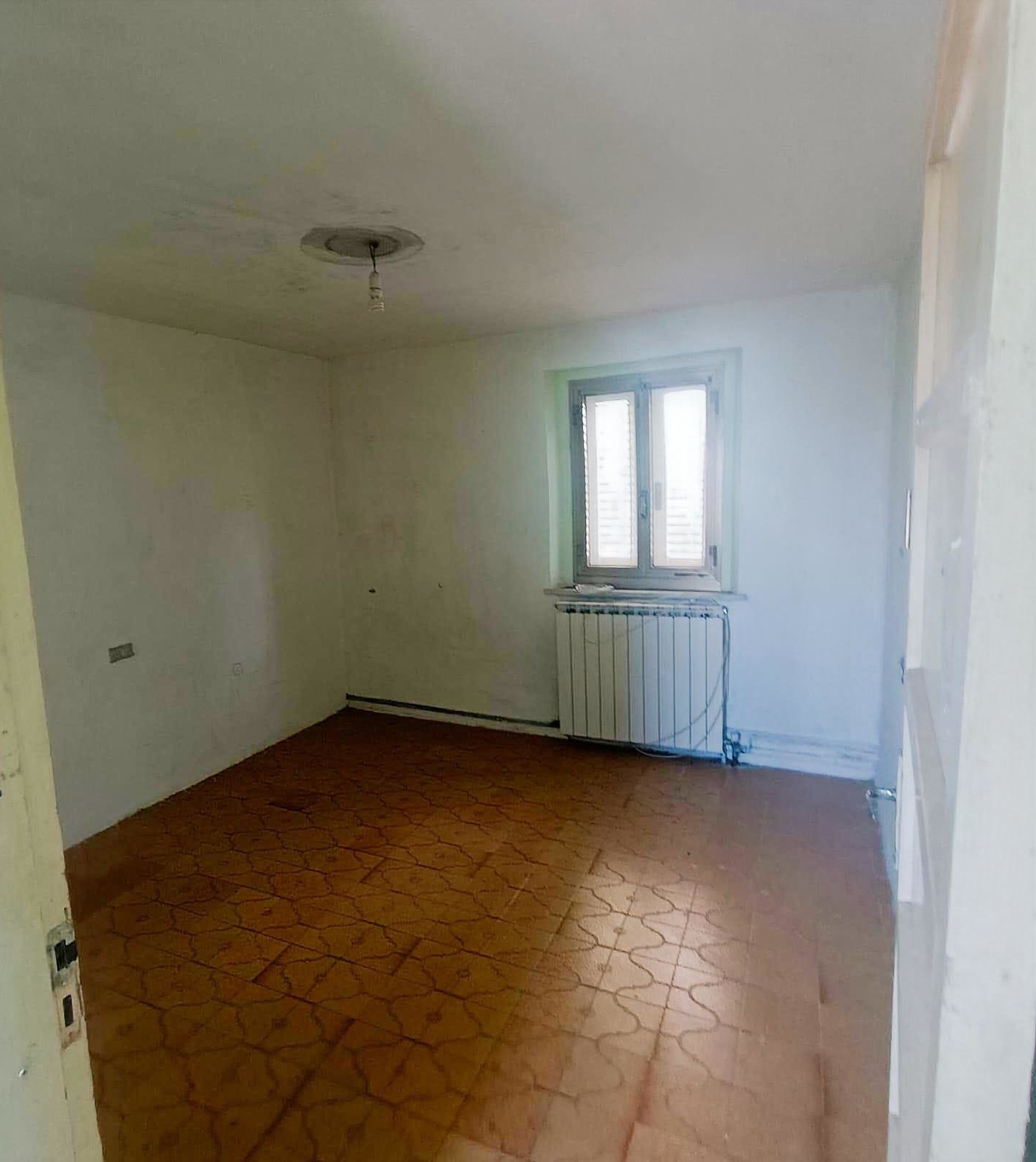Casale in Vendita a Urbino con 6 Ettari di Terreno e Panorama – Rif. CDR265 - immagine 10