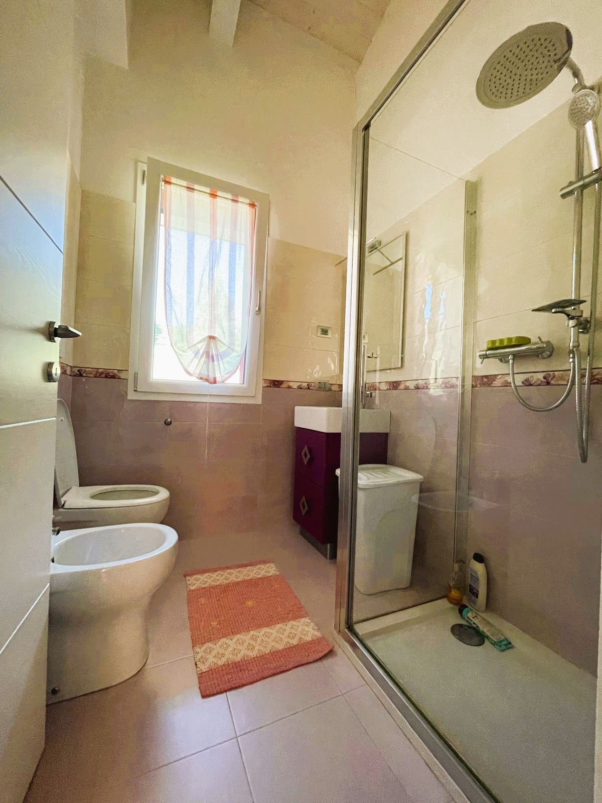Porzione di Villa Bifamiliare in Vendita a Fermignano: Appartamento di 240 mq Super Accessoriato in Centro - Rif. V432 - immagine 13